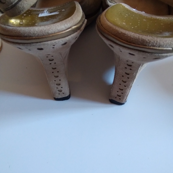 Cole Haan Wedge Slingback Heels. - Picture 6 of 9